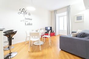 White Flat in Como City Center by Rent all Como
