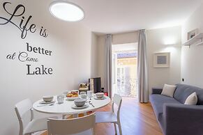 White Flat in Como City Center by Rent all Como
