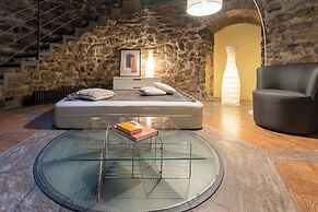 Ice Queen Chamber by Rent all Como