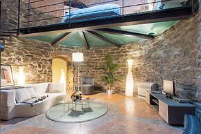 Ice Queen Chamber by Rent all Como