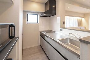 CREST TENMA - Self Check-In Only