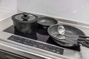 CREST TENMA - Self Check-In Only