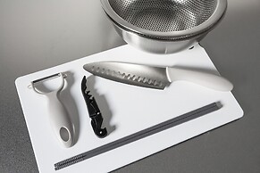 CREST TENMA - Self Check-In Only