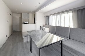 CREST TENMA - Self Check-In Only