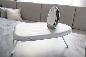 CREST TENMA - Self Check-In Only