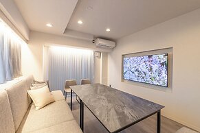 CREST TENMA - Self Check-In Only