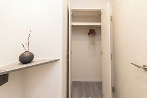 CREST TENMA - Self Check-In Only