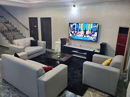 Auxano Apartment