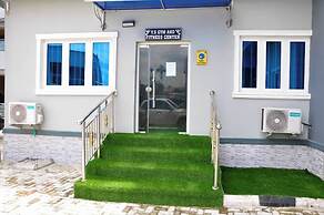 Golden Grand Royale Hotel
