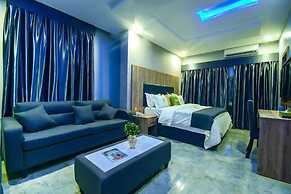 Golden Grand Royale Hotel