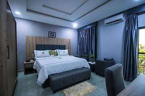 Golden Grand Royale Hotel