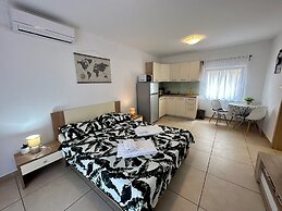 Studio apartman Easy