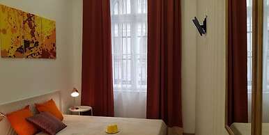 St King 11. Studio Apartments