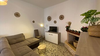 Elegant Three Room Apartment in Porto Torres