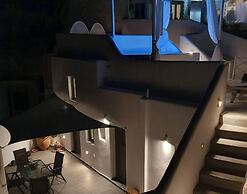 Astrea Suites Feggaropetra Cave House