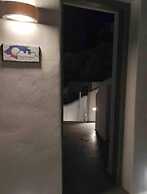 Astrea Suites Feggaropetra Cave House