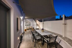 Astrea Suites Feggaropetra Cave House