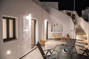Astrea Suites Feggaropetra Cave House