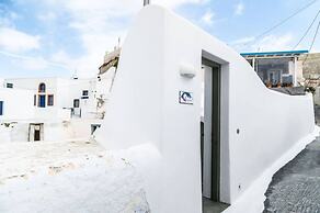 Astrea Suites Feggaropetra Cave House