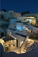 Astrea Suites Feggaropetra Cave House