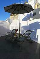 Astrea Suites Feggaropetra Cave House