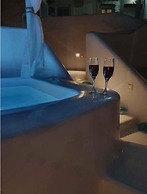 Astrea Suites Feggaropetra Cave House