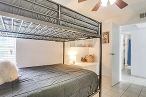 < 1 Mi to Beach: Galveston Condo w/ Fenced Patio