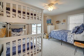 Steps to Beach: Townhome w/ Balcony in Ocean City