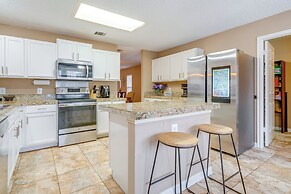 6 Mi to Lake Travis: Spacious Cedar Park Home!