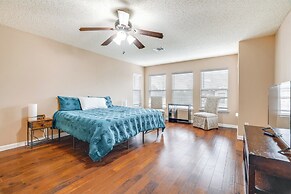 6 Mi to Lake Travis: Spacious Cedar Park Home!