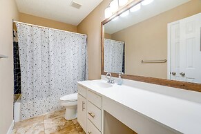 6 Mi to Lake Travis: Spacious Cedar Park Home!