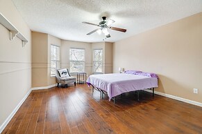 6 Mi to Lake Travis: Spacious Cedar Park Home!