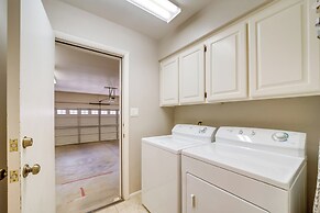 4 Mi to Uptown Sedona: Desert Home w/ Mtn Views!