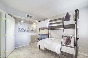 4 Mi to Uptown Sedona: Desert Home w/ Mtn Views!