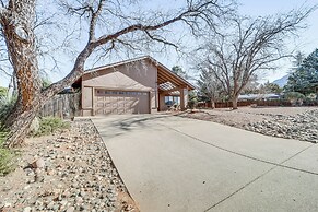 4 Mi to Uptown Sedona: Desert Home w/ Mtn Views!