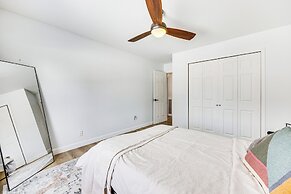 4 Mi to Dtwn: Contemporary Gem in Colorado Springs