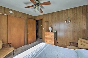 Walk to Green Lake & Beach: Cozy Cabin w/ Deck