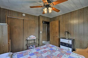 Walk to Green Lake & Beach: Cozy Cabin w/ Deck