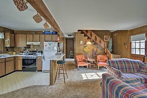 Walk to Green Lake & Beach: Cozy Cabin w/ Deck