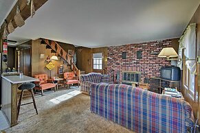 Walk to Green Lake & Beach: Cozy Cabin w/ Deck