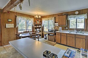 Walk to Green Lake & Beach: Cozy Cabin w/ Deck