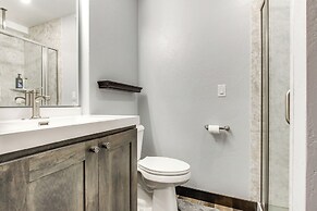 Boat Dock: Riverfront Oconto Home!