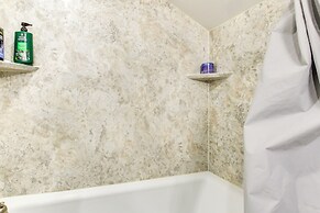 Boat Dock: Riverfront Oconto Home!