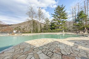 Direct Lake Access & Fire Pit: Tuckasegee Cottage!