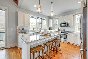 Direct Lake Access & Fire Pit: Tuckasegee Cottage!