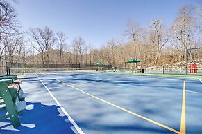 Direct Lake Access & Fire Pit: Tuckasegee Cottage!