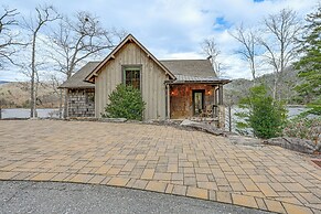 Direct Lake Access & Fire Pit: Tuckasegee Cottage!