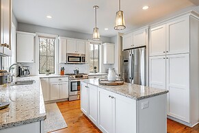 Direct Lake Access & Fire Pit: Tuckasegee Cottage!