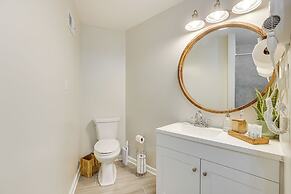 4 Mi to Dtwn Tuscaloosa: Home w/ Cozy Den!