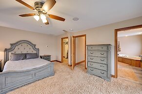 Hot Tub & Dock: Waterfront Lake Hamilton Home